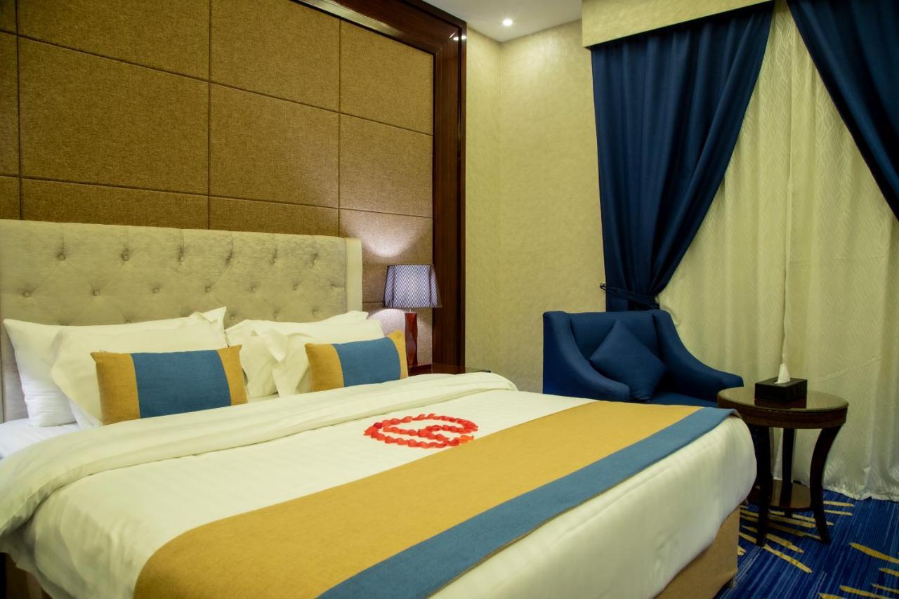 فندق هوليداي الخليج الرياض - Holiday Al Khaleej Hotel Riade Exterior foto